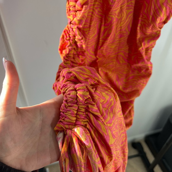 Ardila Lioness Dress - Picture 2 of 3